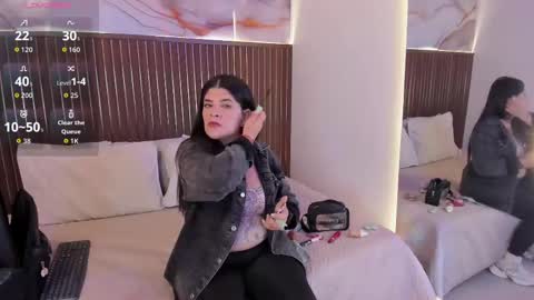 Roxie  online show from 09.30.25