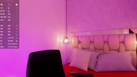 Snapshot of roxie_summers chatting on 12.22.24 Roxie online show from 12.22.24