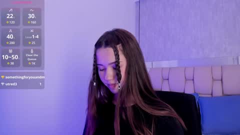 Snapshot of roxie_summers chatting on 02.06.25 Roxie online show from 02.06.25