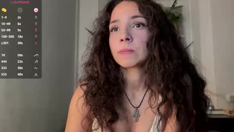 Snapshot of roxieflexie chatting on 11.02.25 Roxie online show from 11.02.25