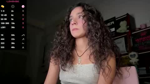 Snapshot of roxieflexie chatting on 11.12.25 Roxie online show from 11.12.25