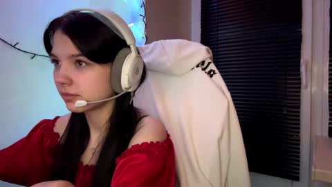 Snapshot of roxiepiurkowski chatting on 01.13.26 Hana online show from 01.13.26