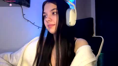 Snapshot of roxiepiurkowski chatting on 02.24.26 Hana online show from 02.24.26