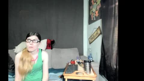 roxihazeleyes online show from 04.25.26