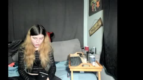 roxihazeleyes online show from 05.08.26