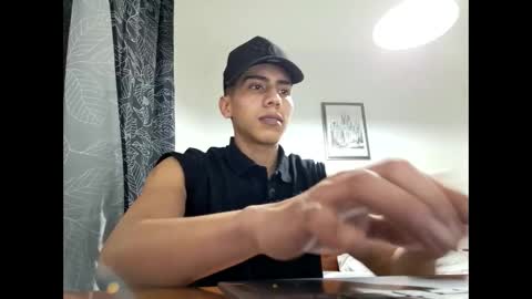 Snapshot of roxo10 chatting on 03.25.26 roxo10 online show from 03.25.26