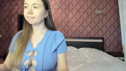 Snapshot of roxxana_xxxx chatting on 01.28.25 roxxana_xxxx online show from 01.28.25