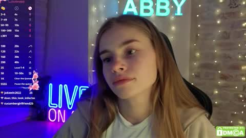 Snapshot of roxxxie_reid chatting on 03.05.26 Roxieex ABBY online show from 03.05.26