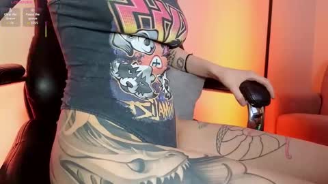 Snapshot of roxxxyjoy chatting on 04.10.26 Roxy Joy online show from 04.10.26