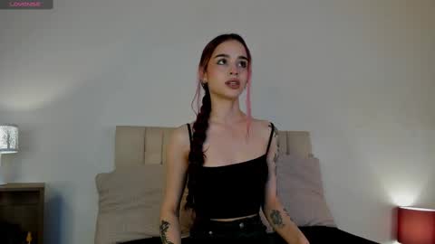 Roxxy online show from 02.12.25