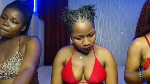 Roxy online show from 11.12.25