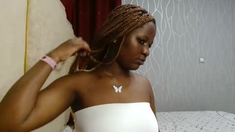 Snapshot of roxy_heather chatting on 01.17.26 Roxy online show from 01.17.26