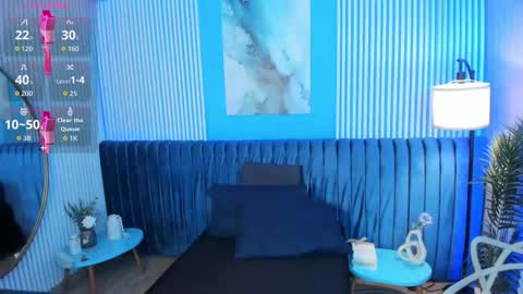 Roxy hell online show from 09.08.25