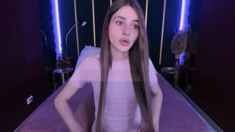 Roxy online show from 12.17.25