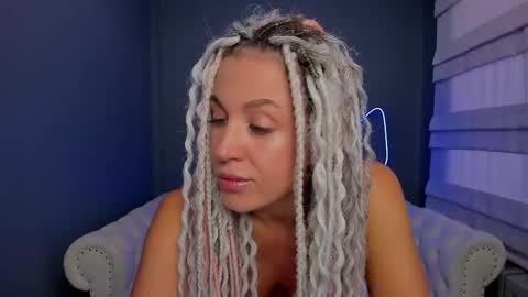 Snapshot of roxy_mars chatting on 03.06.25 Roxy online show from 03.06.25