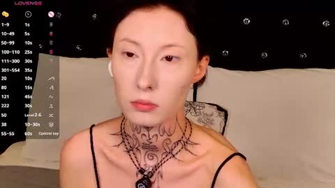 roxanne online show from 08.03.26