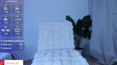 R O X Y  online show from 03.08.25