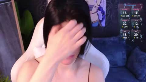 Snapshot of roxy_riot_ chatting on 02.28.26 roxy_riot_ online show from 02.28.26