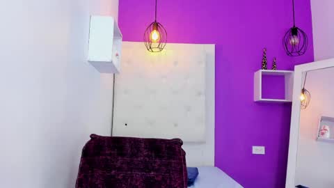 roxy_sexy69 online show from 04.29.26