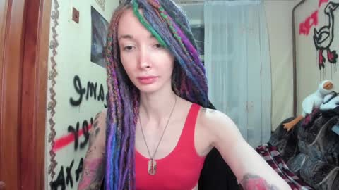 Snapshot of roxy_silver chatting on 02.01.25 Roxy online show from 02.01.25