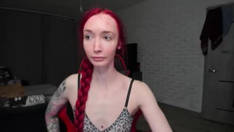 Snapshot of roxy_silver chatting on 03.05.26 Roxy online show from 03.05.26