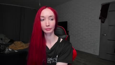 Snapshot of roxy_silver chatting on 03.08.26 Roxy online show from 03.08.26