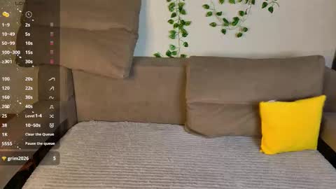 Snapshot of roxy_sunny chatting on 12.20.25 Roxy GMT2 Mon 10 AM - 4 PMTue 10 AM - 4 PM Wed 10 AM - 4 PM Sat 10 AM - 4 PM Sun 10 AM - 4 PM. online show from 12.20.25