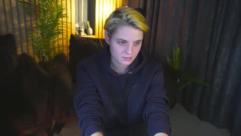 roxyflames online show from 12.03.25