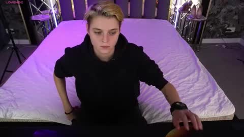 roxyflames online show from 12.04.25