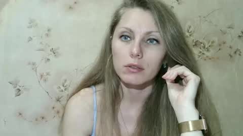 roxyfox18x01 online show from 04.13.26