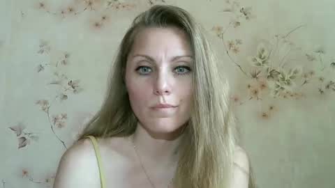 roxyfox18x01 online show from 05.24.26