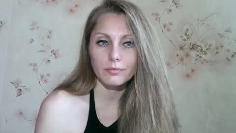roxyfox18x01 online show from 05.25.26