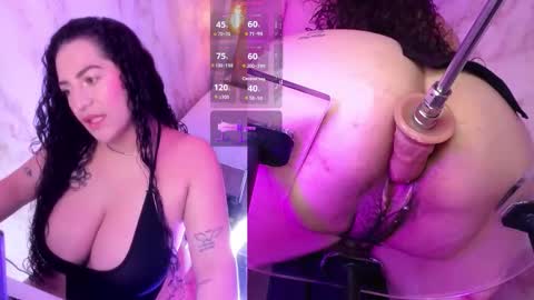 Snapshot of roxylicious_ chatting on 09.14.25 roxylicious_ online show from 09.14.25