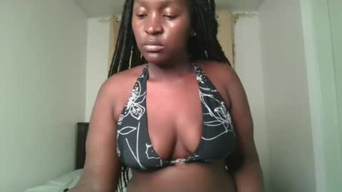 Snapshot of royal_goddes2 chatting on 07.27.26 royal_goddes2 online show from 07.27.26