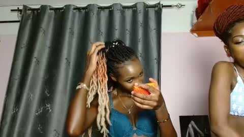 Snapshot of royalnyra chatting on 03.29.26 Softluxe online show from 03.29.26