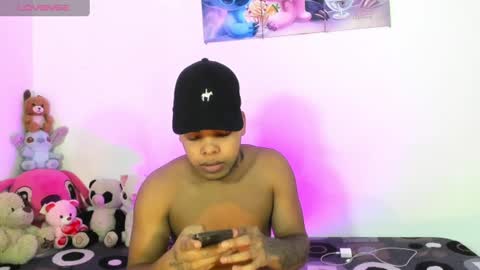 royals_cum21 online show from 08.05.26