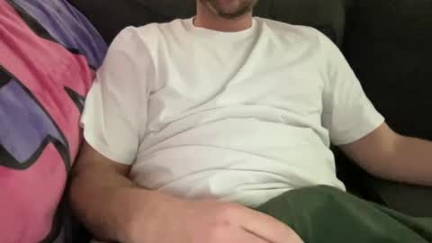 Snapshot of roythegil chatting on 01.04.25 roythegil online show from 01.04.25