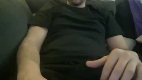 Snapshot of roythegil chatting on 02.03.25 roythegil online show from 02.03.25