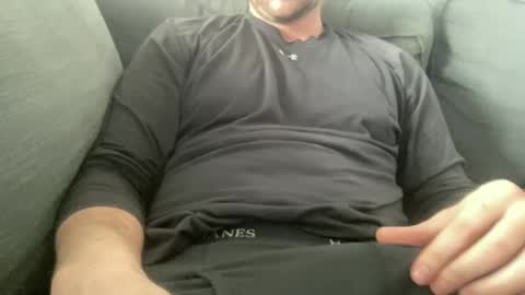 Snapshot of roythegil chatting on 02.20.25 roythegil online show from 02.20.25