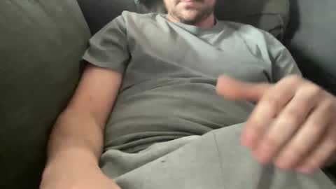 Snapshot of roythegil chatting on 11.27.25 roythegil online show from 11.27.25