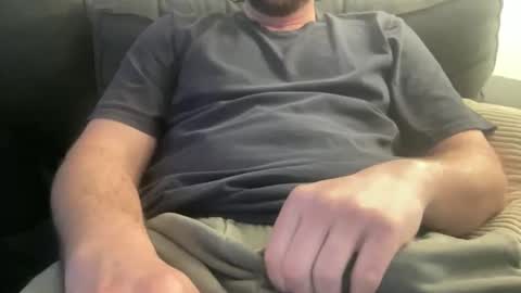 Snapshot of roythegil chatting on 02.18.26 roythegil online show from 02.18.26