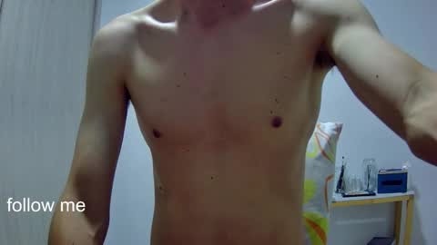 Snapshot of royyourtoy chatting on 02.06.26 Roy online show from 02.06.26