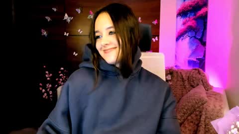 Snapshot of rozmary_ket chatting on 01.31.25 Im Rozmary nice to meet you 3 online show from 01.31.25