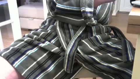 Snapshot of rsindie2 chatting on 12.08.24 rsindie2 online show from 12.08.24