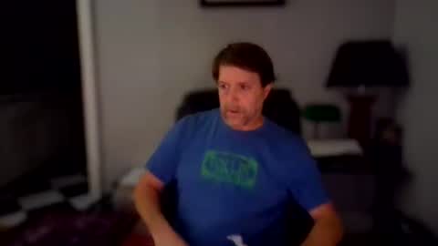 Snapshot of rtrmoney18 chatting on 09.28.25 rtrmoney18 online show from 09.28.25