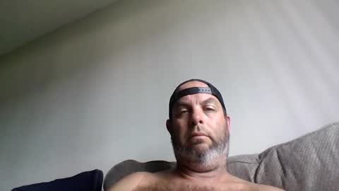 rubbingoneout714 online show from 10.25.25