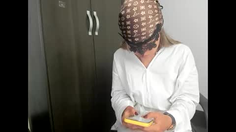 rubysexybell online show from 04.18.26