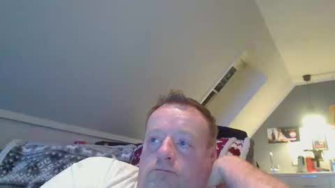 Snapshot of runepetter chatting on 12.27.24 bignorwegian online show from 12.27.24