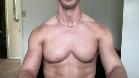 Snapshot of runfasterxo chatting on 11.27.25 runfasterxo online show from 11.27.25