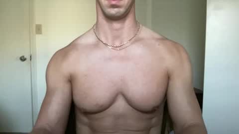 Snapshot of runfasterxo chatting on 11.28.25 runfasterxo online show from 11.28.25